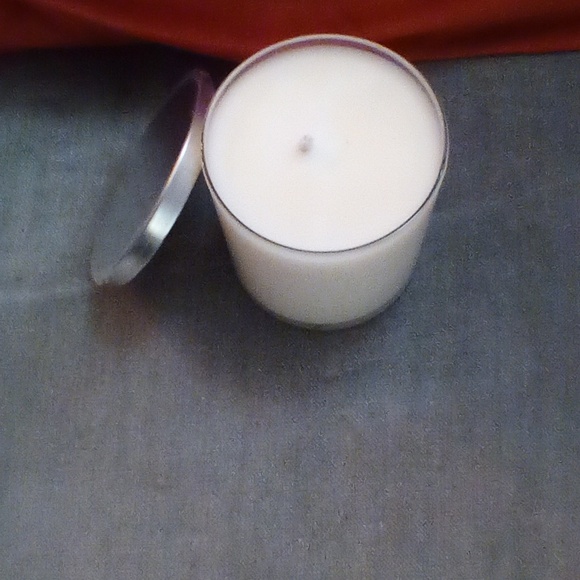 Sented Candle - Picture 2 of 5